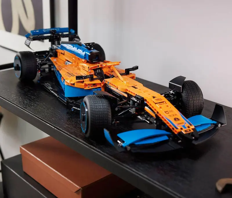 Lego Technic McLaren Formule 1 Racecar